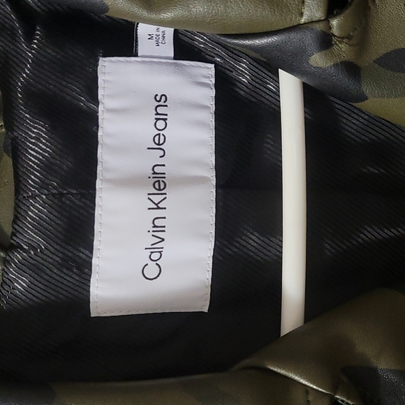 Jacket - Picture 2 of 3